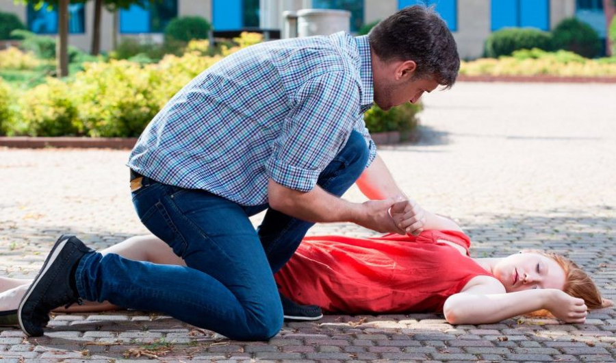 По каким симптомам можно распознать раннюю эпилепсию