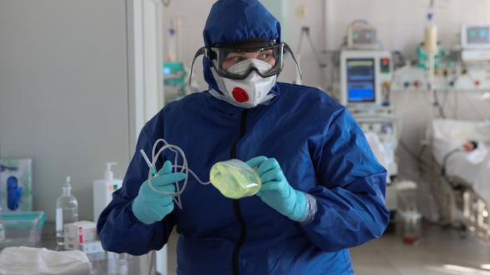 На какой период сохраняется иммунитет у переболевших коронавирусом пациентов?