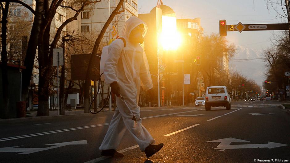 Британский штамм, карантин и судьба COVID-центров - в Минздраве прокомментировали текущую эпидемиологическую ситуацию