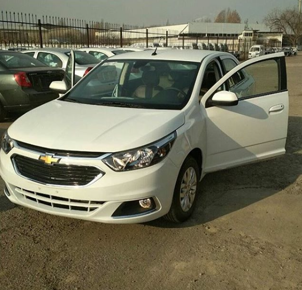 На дорогах Ташкента заметили новый Chevrolet Cobalt (фото)