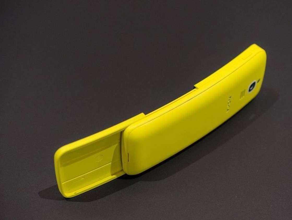 Nokia возобновит продажи телефона из «Матрицы»