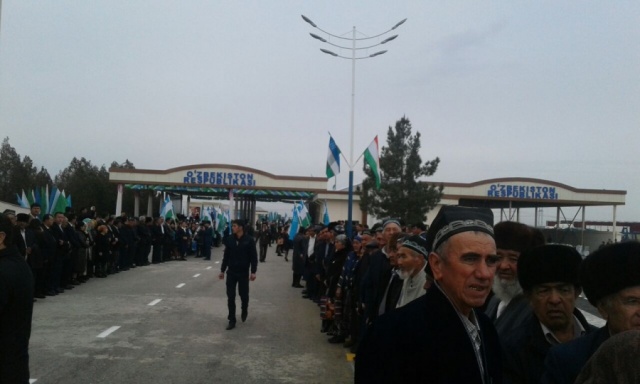 9 пропускных пунктов открыты на границе Узбекистана и Таджикистана