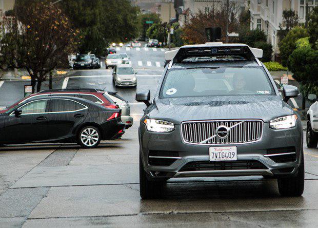 Беспилотный автомобиль Uber сбил человека насмерть