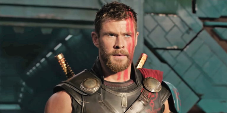 Тор сыграет в спин-оффе «Люди в чёрном»