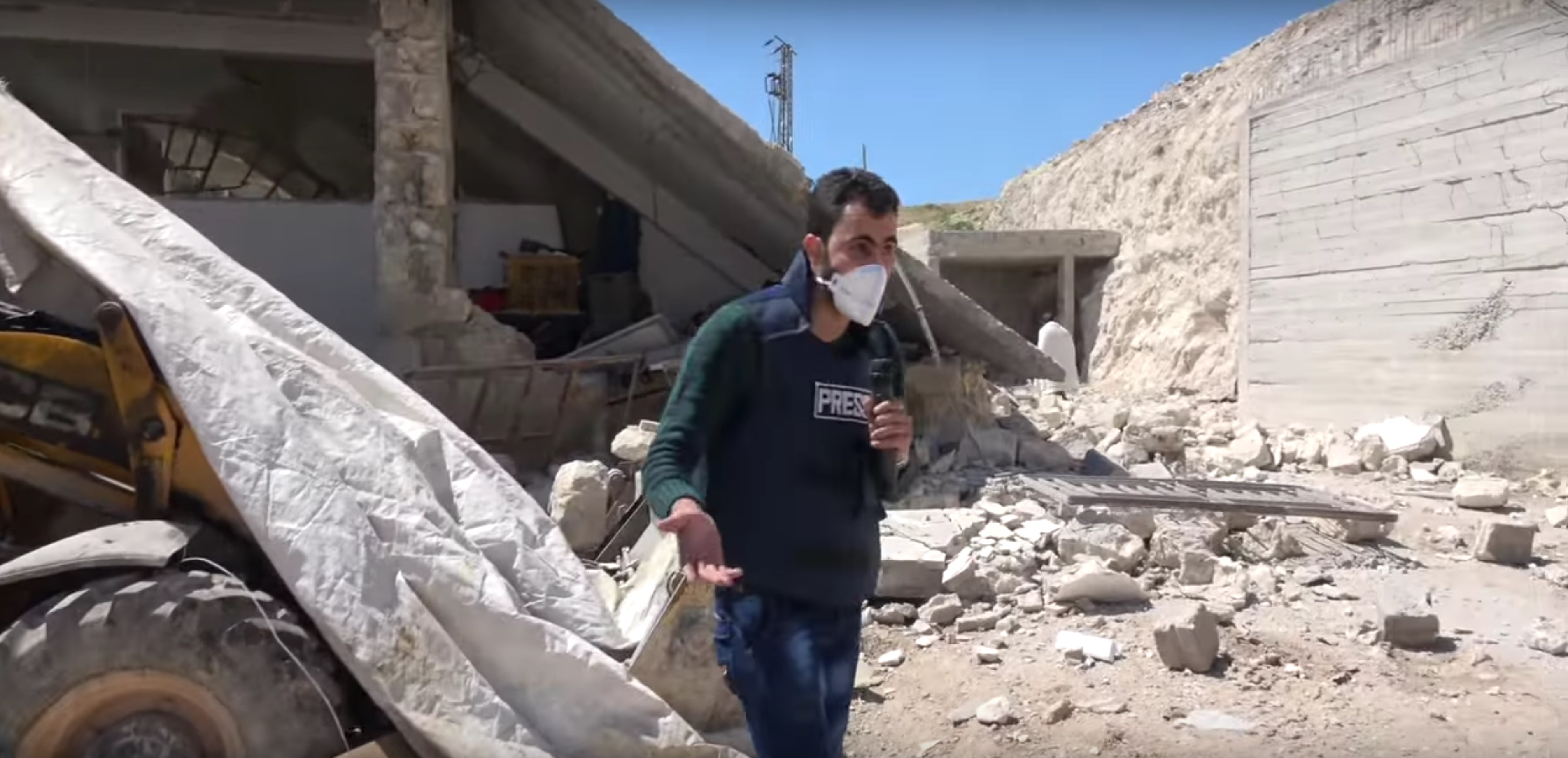 При авиаударе по Идлибу погибли 20 человек