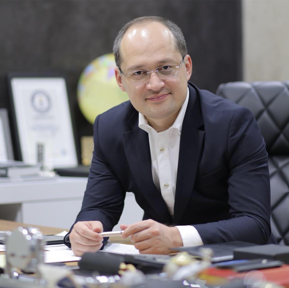 Алламжонов: президент осведомлен о том, что СМИ пишут в соцсетях