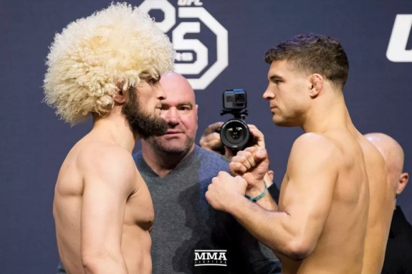 Стало известно, сколько денег Нурмагомедов получит за чемпионство в UFC