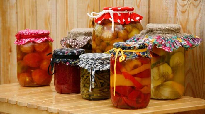  Семь человек отравились грибами с Алайского: одна женщина умерла