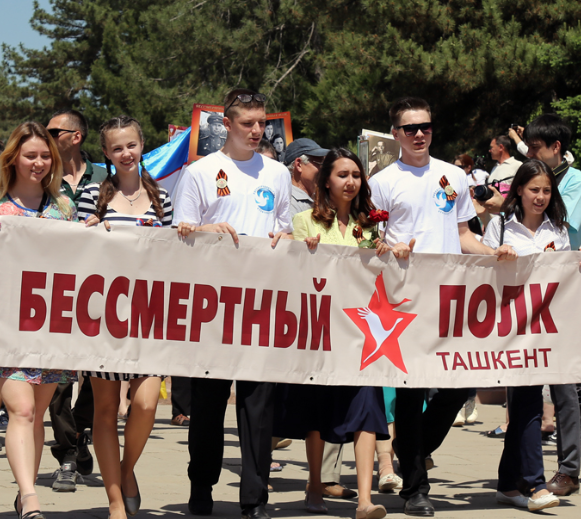 День Памяти и почестей в Ташкенте: как это было (фото) 