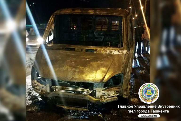 На Куйлюке загорелась и взорвалась «Газель»: момент взрыва попал на видео