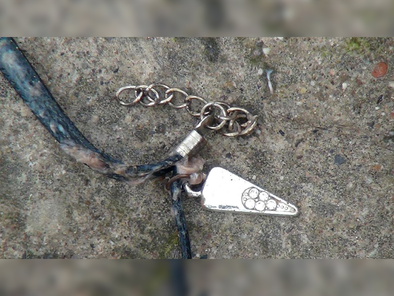 В Ташкенте на берегу канала Бозсу найден труп молодой женщины