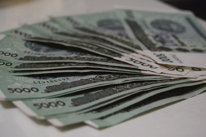 Работникам культуры и госархивов поднимут зарплату на 45%