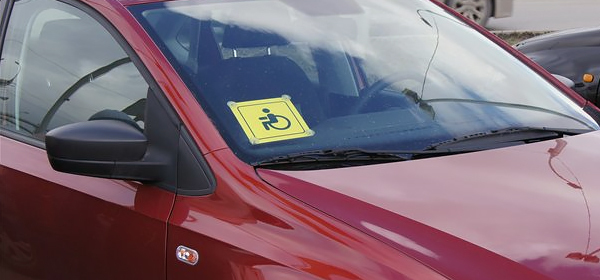 Как инвалидам в Узбекистане получить водительские права