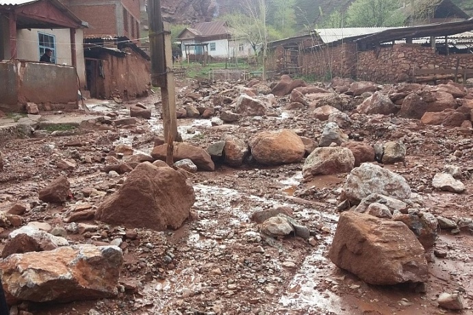 В Кашкадарье погибли пять человек из-за схода сели