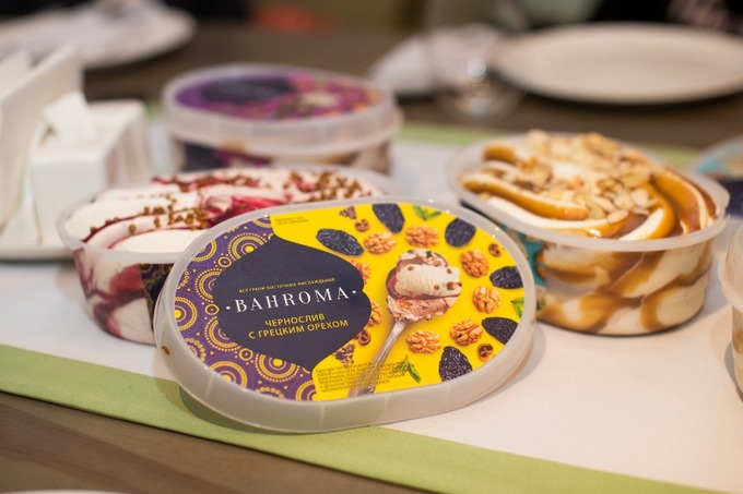 Казахстан поставит в Узбекистан 180 тонн мороженого