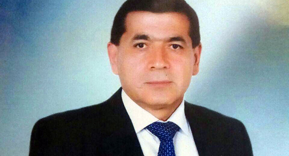 Экс-ректор Термезского университета просит Шавката Мирзиёева восстановить его в должности