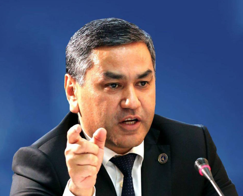 Глава Союза Молодежи рассказал, как остановил свадебный кортеж и пересадил жениха с невестой на такси