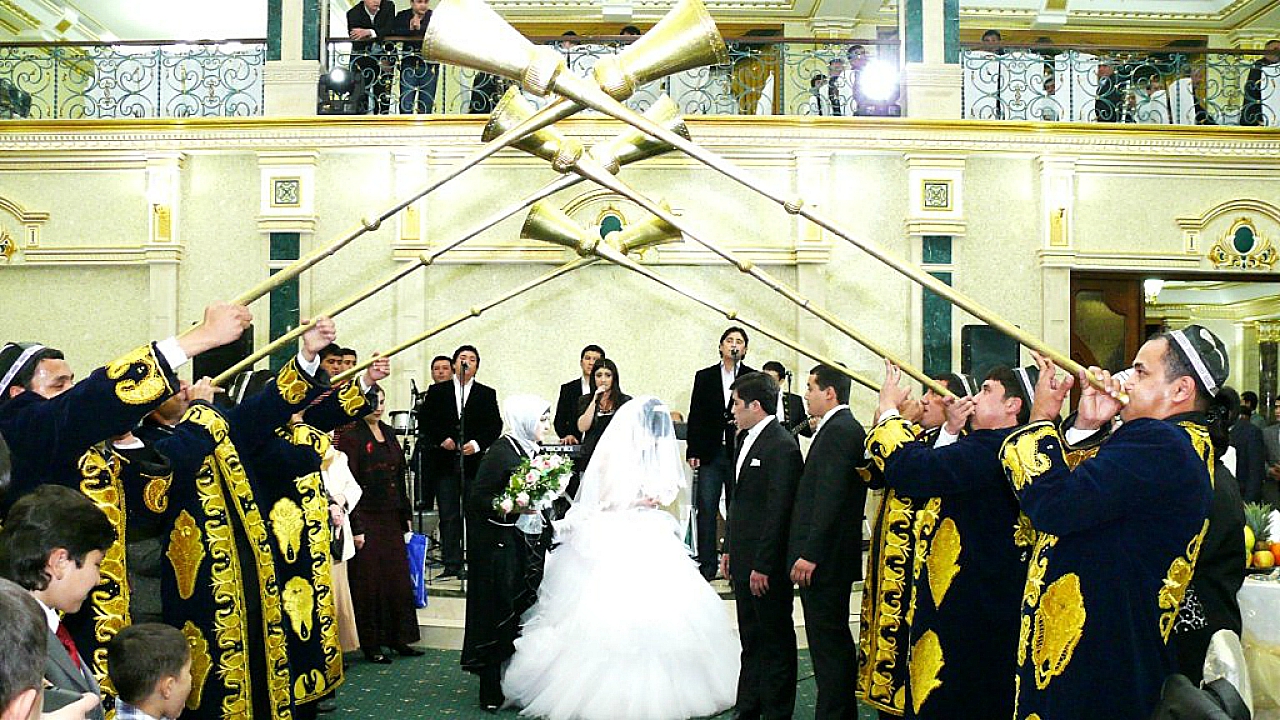 Сенаторы решили не ограничивать свадьбы