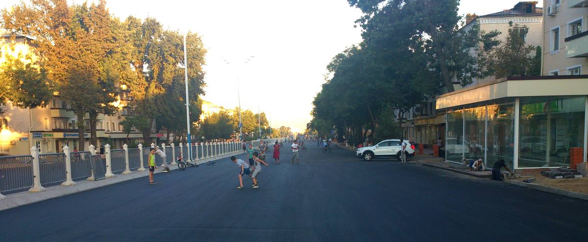 На Мукими спустя два года восстанавливают очередной перекресток