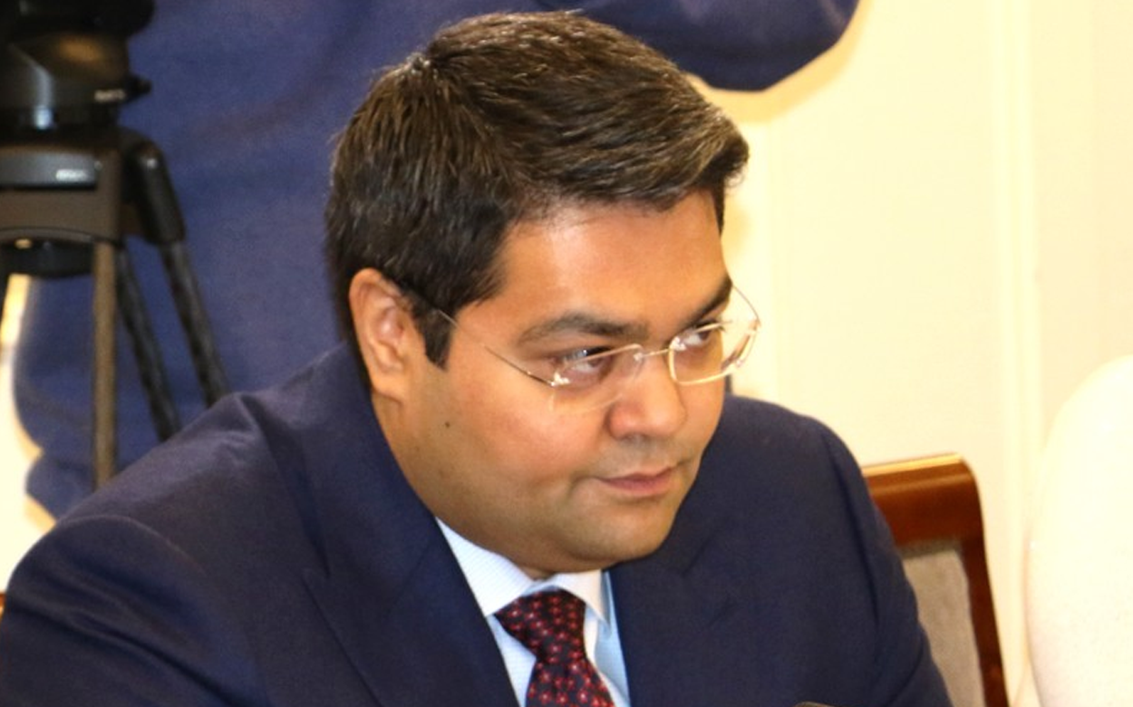 Министр ИКТ планирует вернуть пенсии из Народного Банка обратно на почту