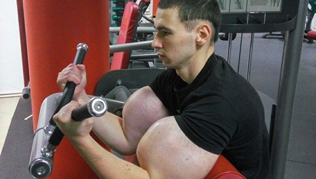 У обладателя «рук-базук» появились «ноги-ракеты» (фото)