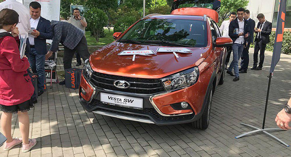 «АвтоВаз» продал втрое больше автомобилей в Узбекистане