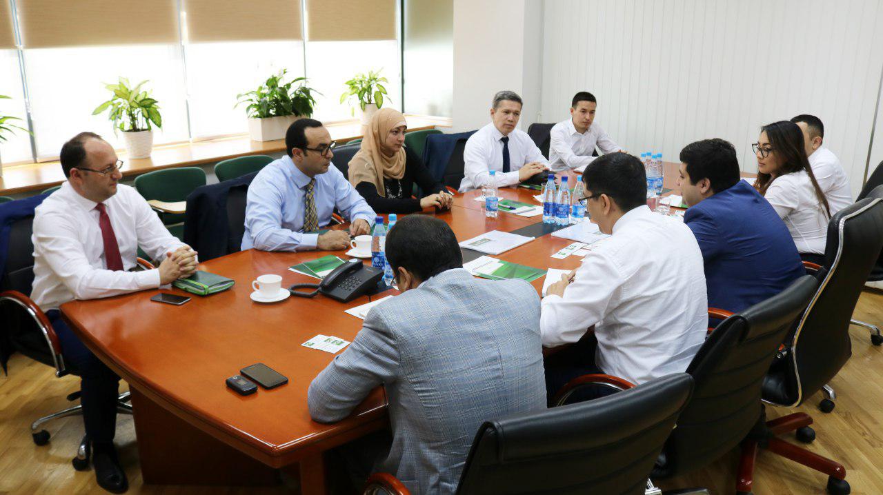 Впервые в Узбекистане на базе банка «Ипак Йули» планируется создание «Исламского окна»