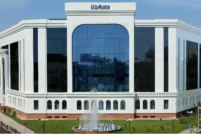 «Узавтосаноат» извинился перед народом за повышение цен на авто