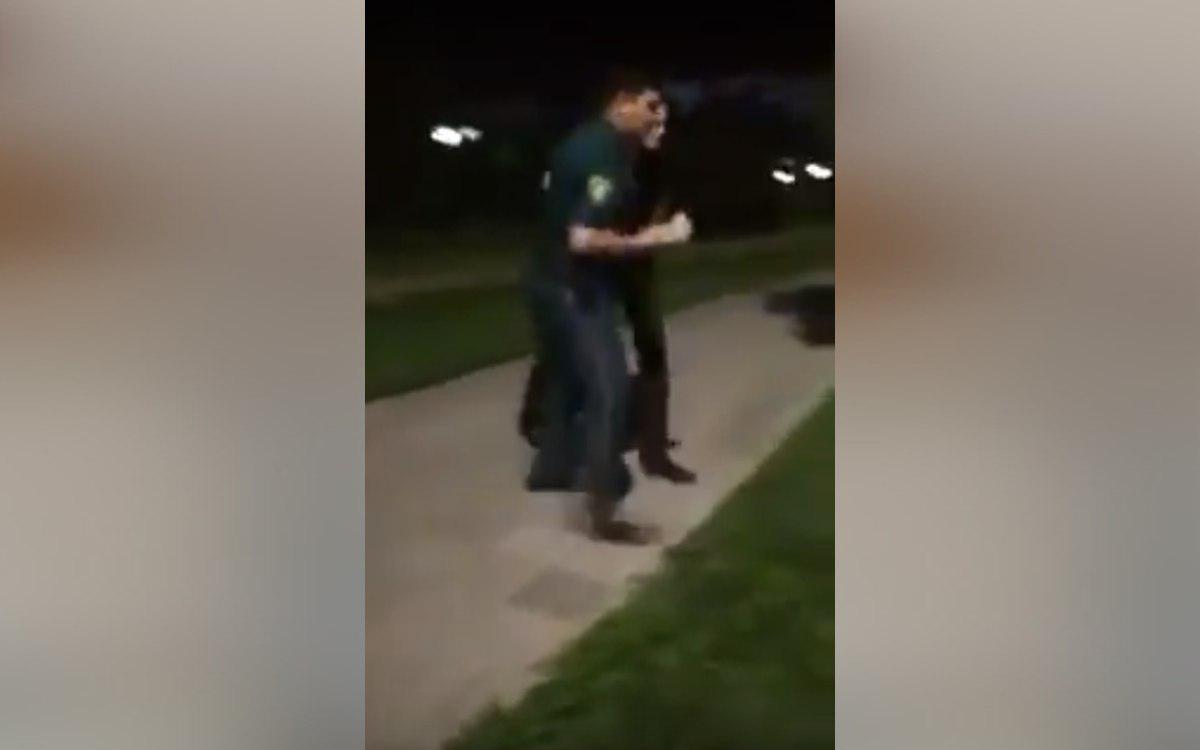 Опубликовано видео ссоры между милицией и молодыми людьми в Ташкенте