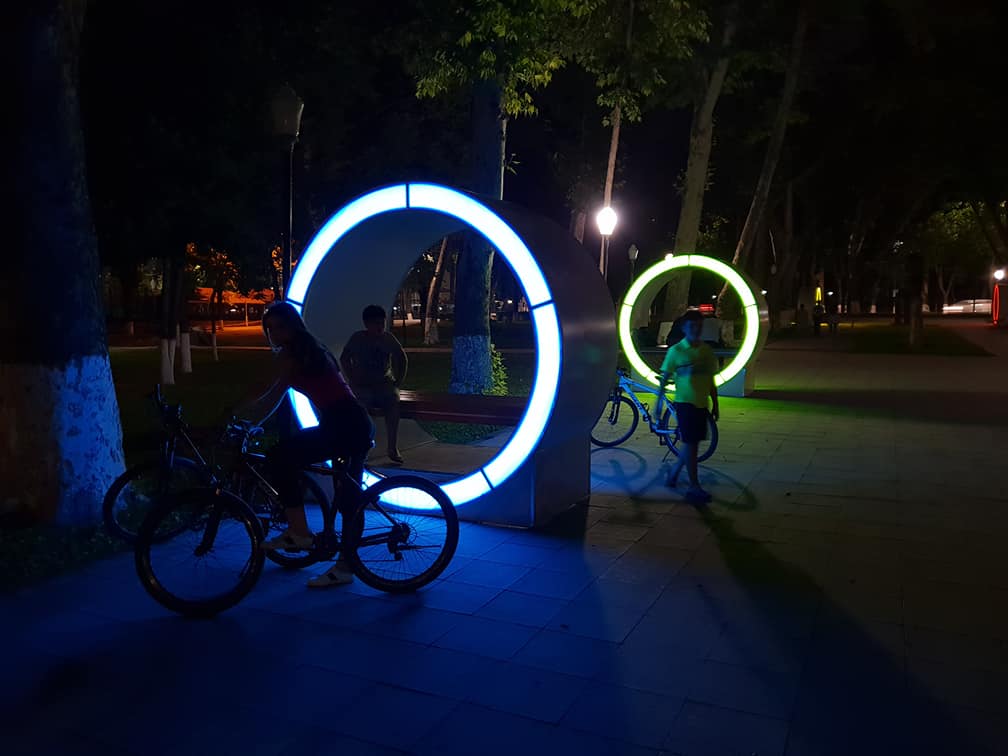 Стало известно, кто устанавливает и финансирует арт-объекты Ташкента