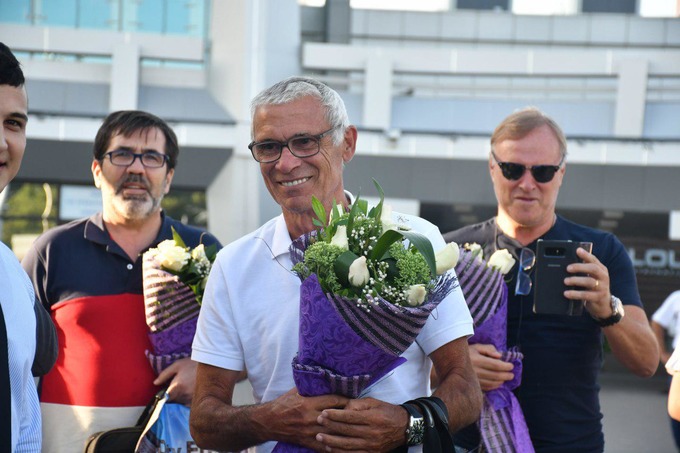 Названы сроки контракта тренера национальной сборной по футболу Эктора Купера