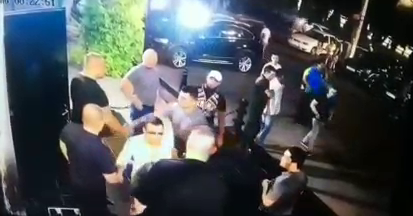 Опубликовано видео смертельной поножовщины между охраной «Аурум 898» и узбекским бойцом ММА