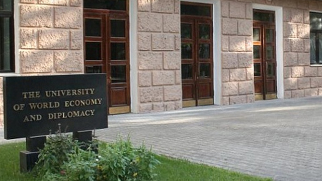 «Дипломатия» повысила контракт в два раза