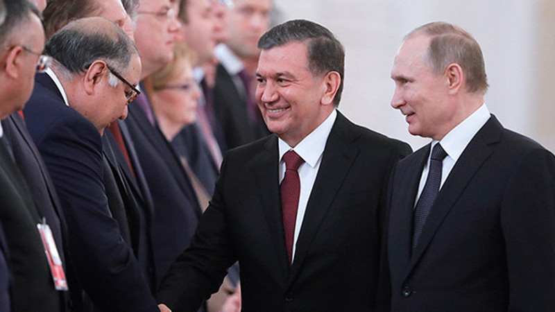 Президент наградил Алишера Усманова орденом