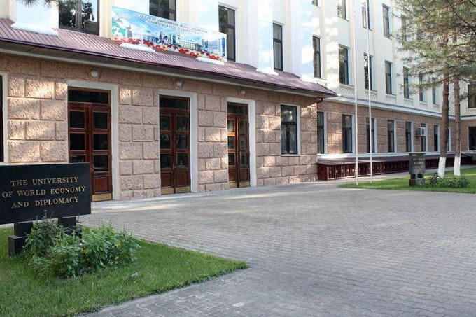 В УМЭД нашли объяснение двукратному повышению контрактов за обучение 