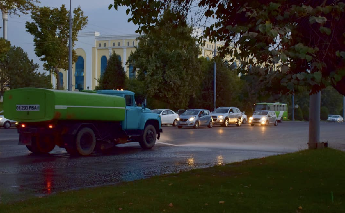 Узбекистанцам рассказали о погоде на выходных