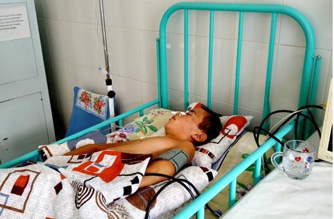 В Хорезме учитель до комы избил школьника 