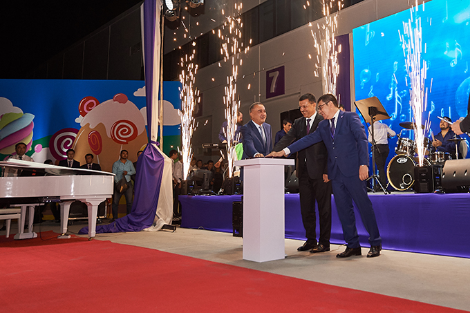 Кондитерская фабрика AMILOV изнутри: современное оборудование, широкий ассортимент продукции и сотни новых рабочих мест 