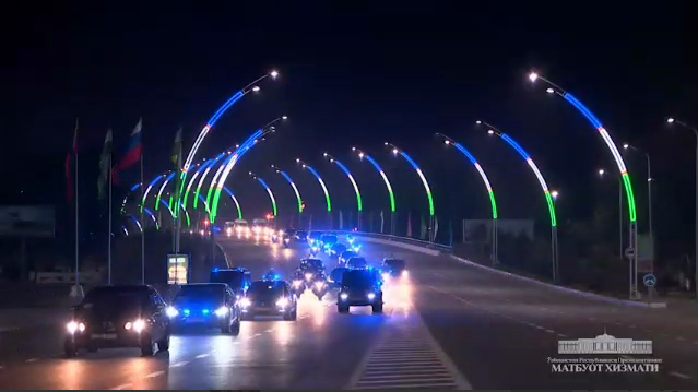 Как в Ташкенте ночью встретили Путина (видео)