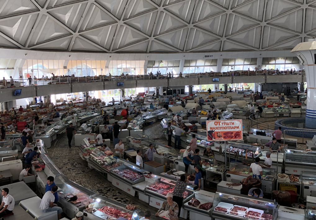 Раскрыты сведения о накопившихся миллиардных долгах базара «Чорсу» перед государством