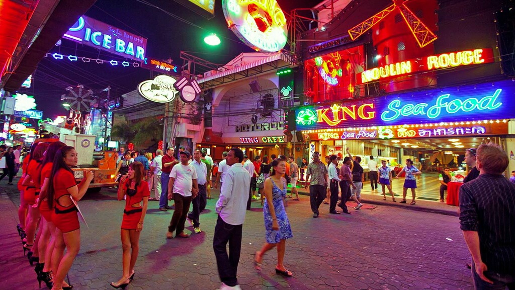 Захотевший подтянуть туристов Таиланд отменил визы для граждан Узбекистана 