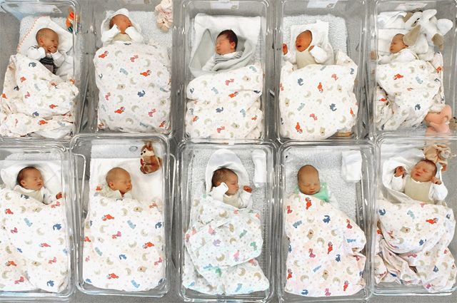 Узбекистанских детей зарегистрируют быстрее