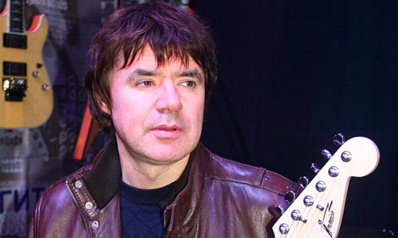 Певец Евгений Осин умер в возрасте 54 лет