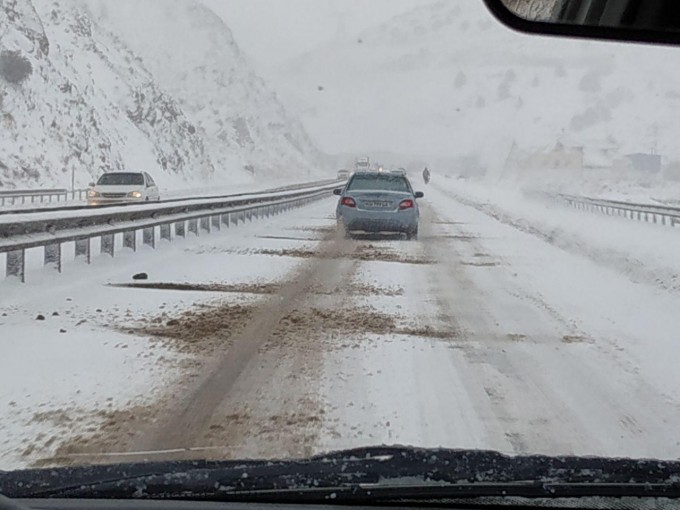 «Камчик» завалило снегом (фото)