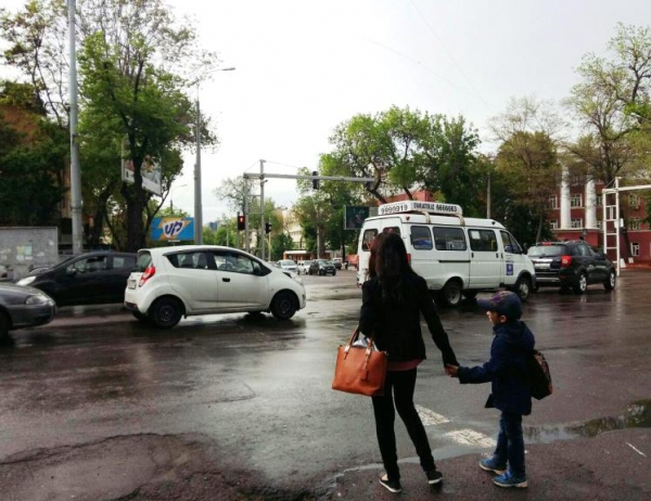 Подсчитано число нарушивших пешеходов в Ташкенте за год