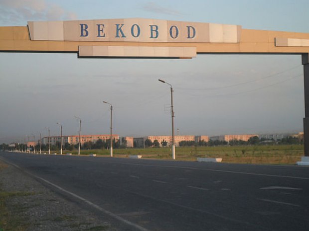 В Бекабаде взорвался школьный котел: один человек погиб