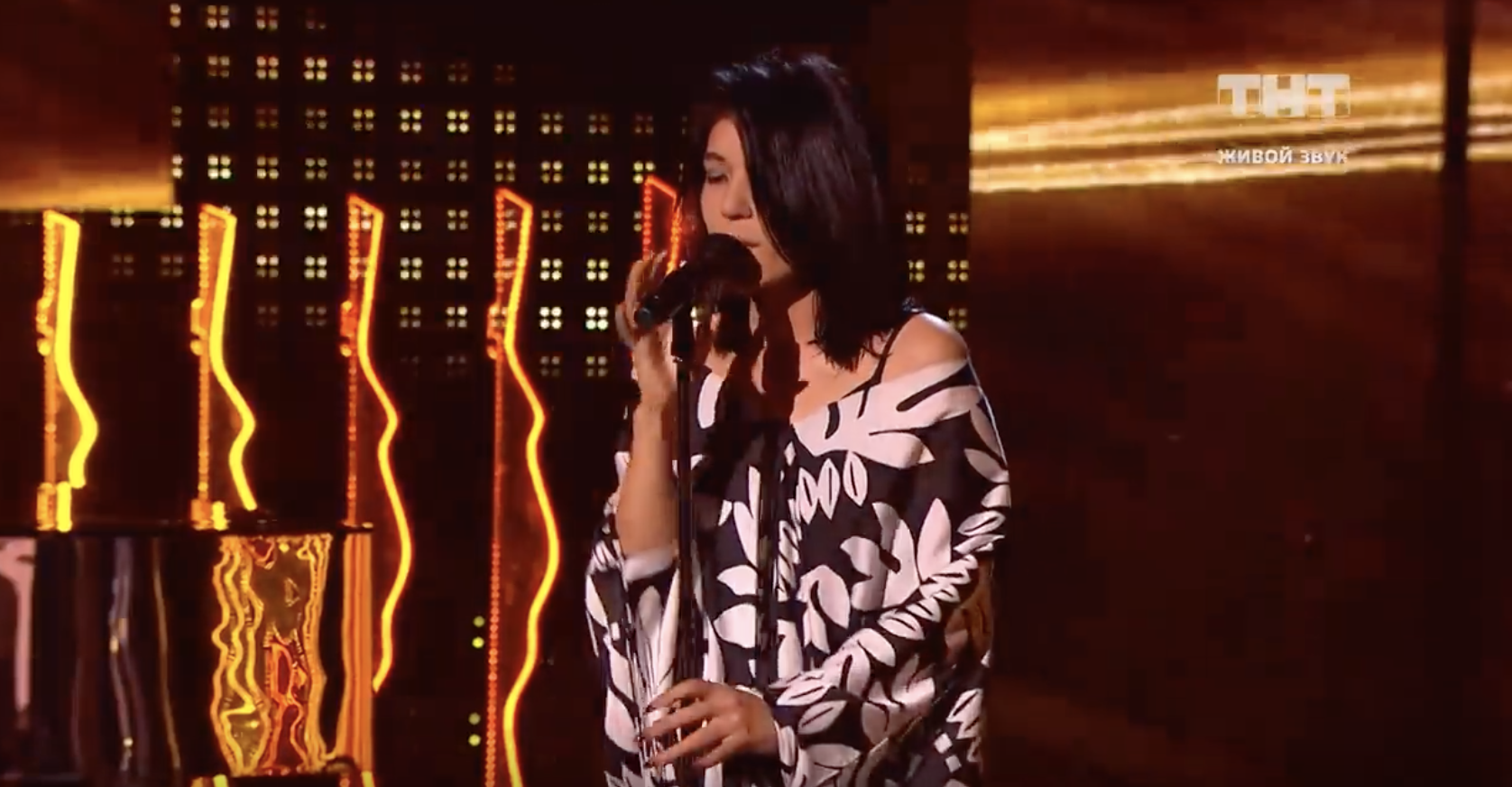 Узбекистанка Sayyora покорила Тимати и Басту на втором сезоне «Песен» ТНТ (видео)