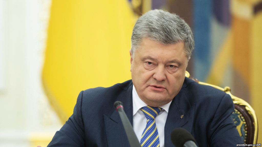 Порошенко уволил украинского посла в Узбекистане