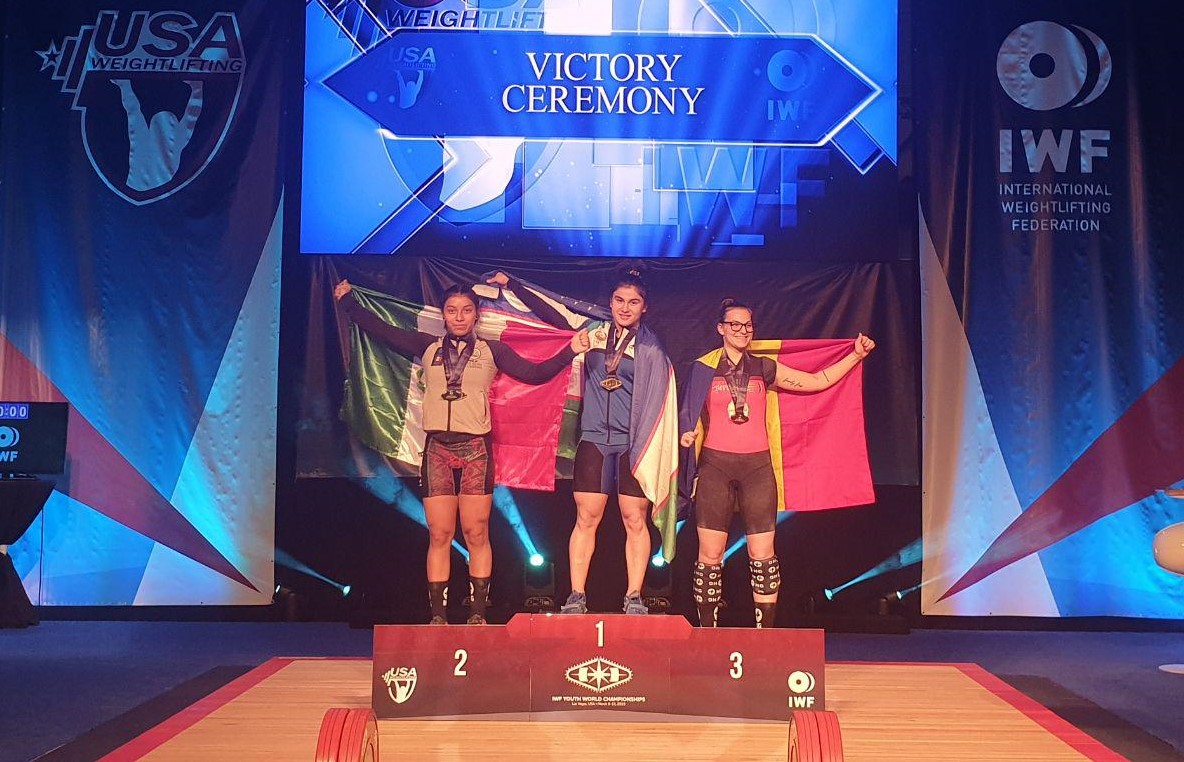 Узбекская тяжелоатлетка побила мировой рекорд на ЧМ в Лас-Вегасе