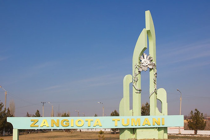 В Ташобласти мужчина зарезал гражданскую жену и её родных детей